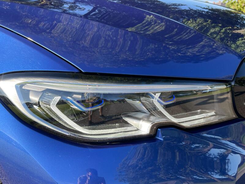 BMW 3 SERIES