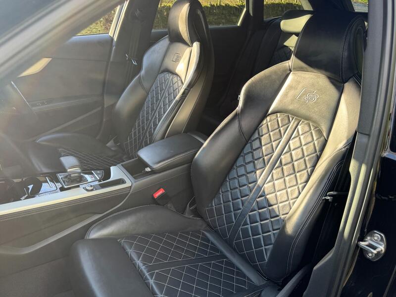 AUDI S4