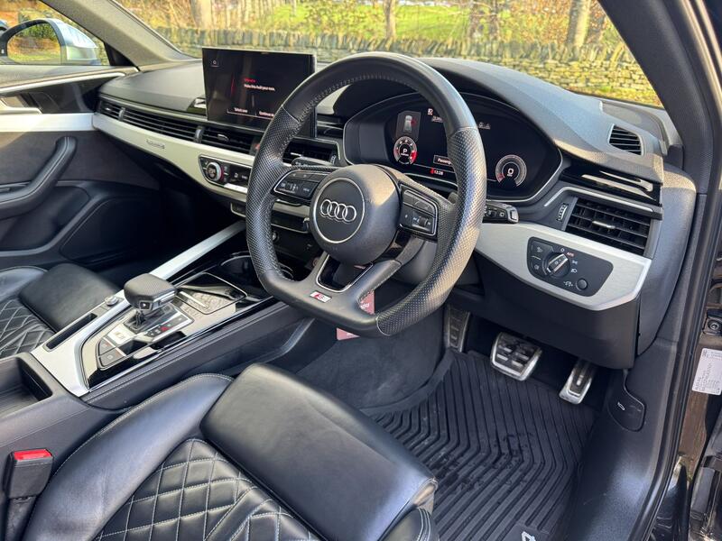 AUDI S4