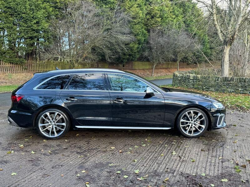 AUDI S4