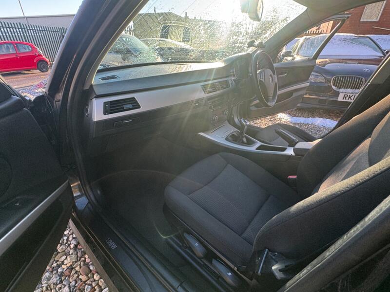 BMW 3 SERIES