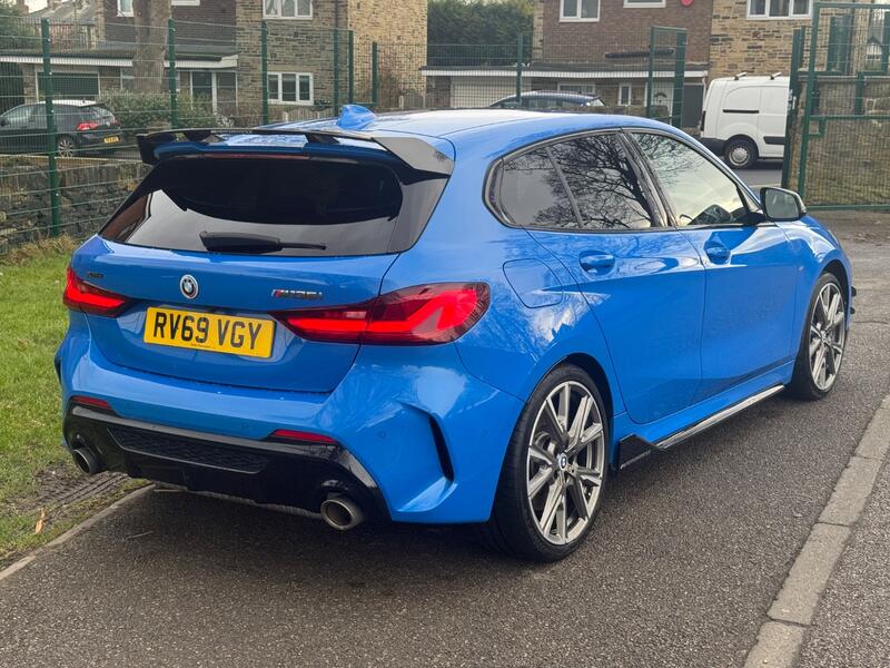 BMW 1 SERIES