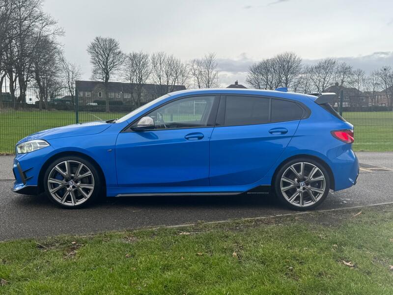 BMW 1 SERIES